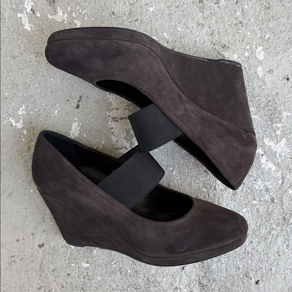 Prada sport 1990s suede wedge Mary Jane’s - Picture 2 of 9